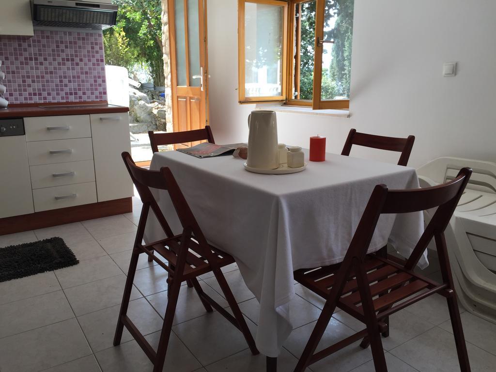 דירות טרוגיר Cozy Place On The Beach מראה חיצוני תמונה