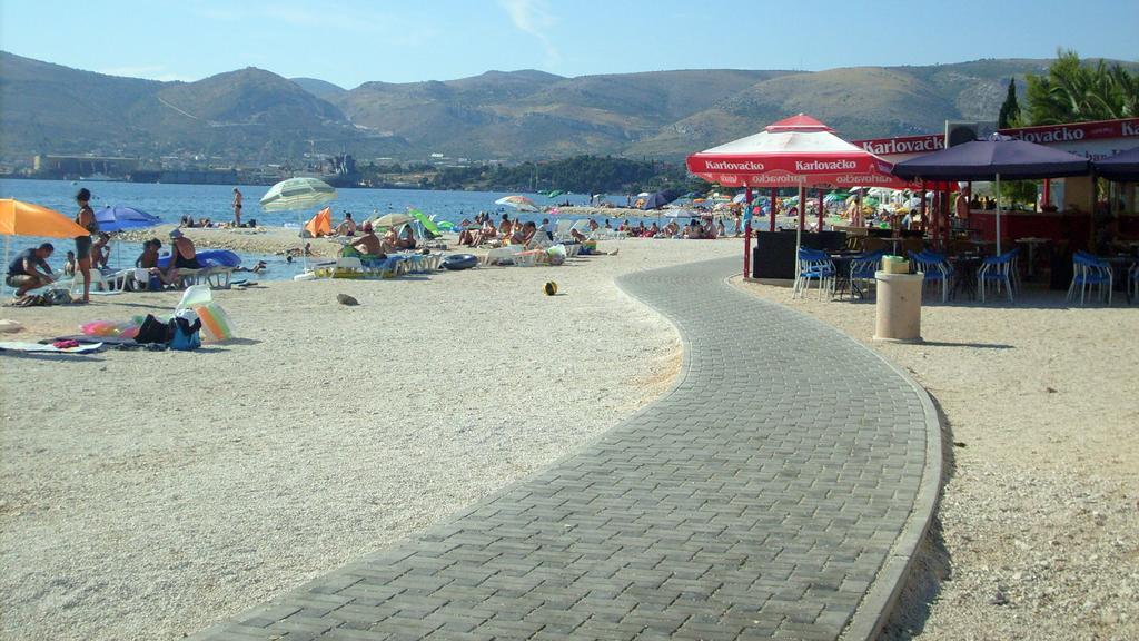 דירות טרוגיר Cozy Place On The Beach מראה חיצוני תמונה
