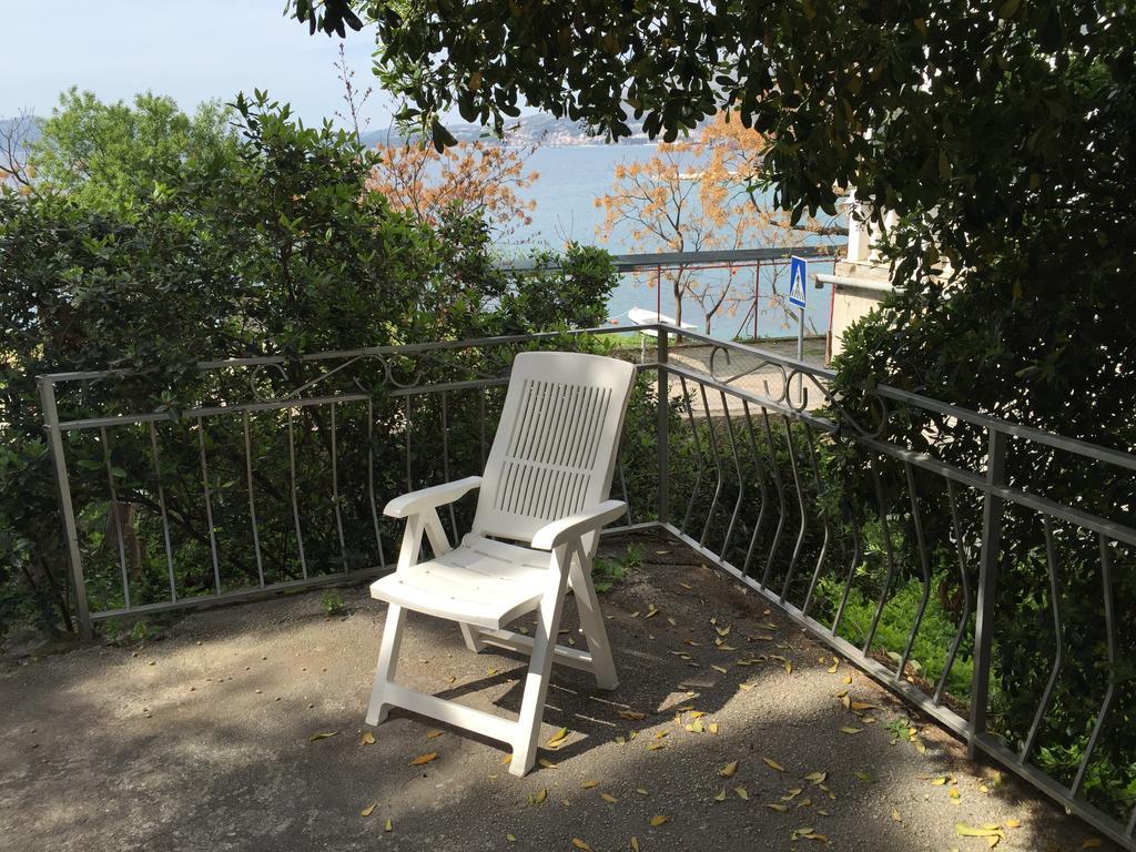 דירות טרוגיר Cozy Place On The Beach מראה חיצוני תמונה