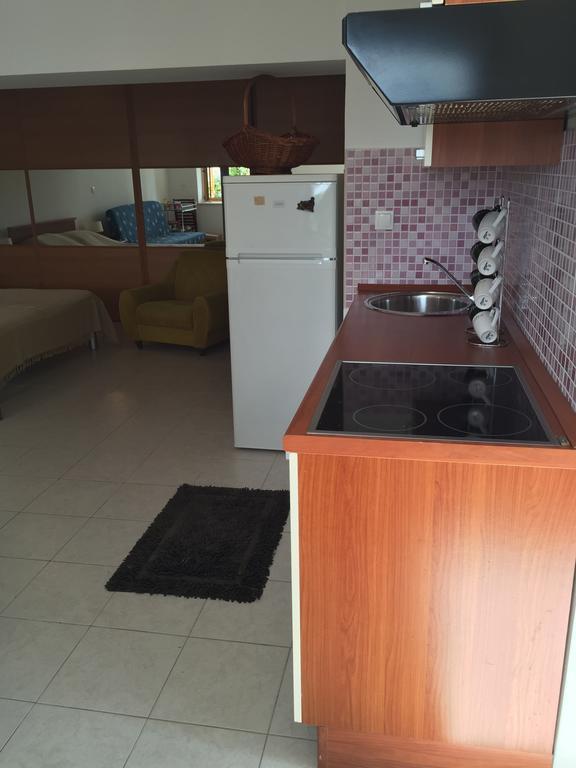 דירות טרוגיר Cozy Place On The Beach מראה חיצוני תמונה